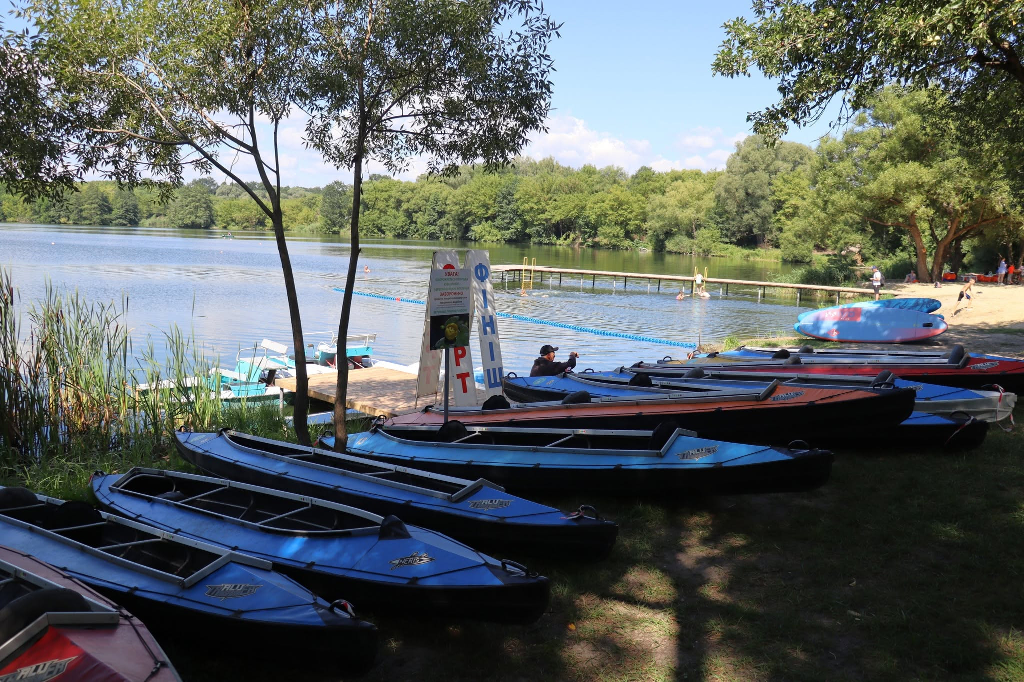 У Тростянці перевірили якість води поверхневих водойм міста