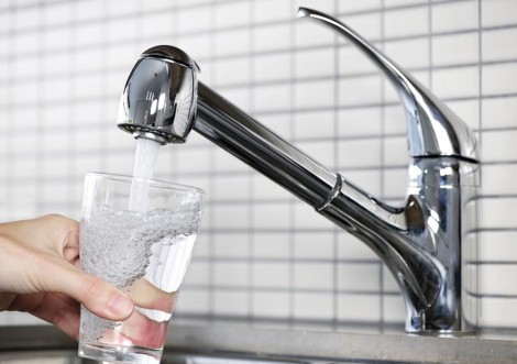 30 березня буде проводитися хлорування води. Зробіть запаси та не пийте воду в сирому вигляді