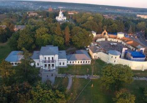 Центром одного з укрупнених районів на Сумщині може стати Тростянець
