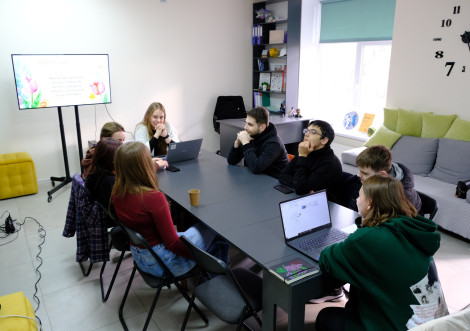У Тростянці запрошують на Speaking Club англійської мови