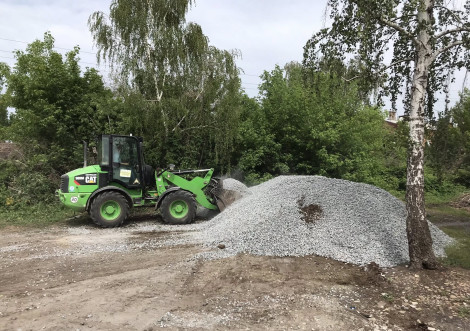 Розпочалась підсипка доріг щебенем у Тростянецькій громаді