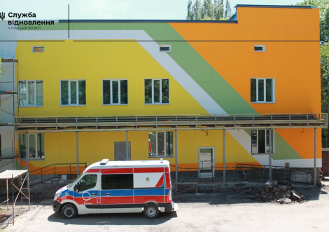 У Тростянці продовжується відновлення лікарні після окупації
