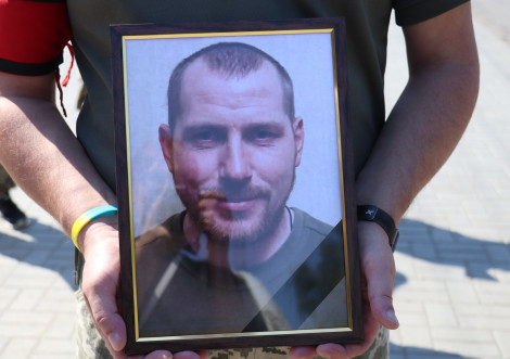 У Дерновому попрощалися з Героєм Сергієм Давидовим