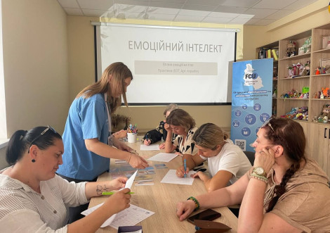 ХАБ "Незламні" запрошує батьків на програму підтримки
