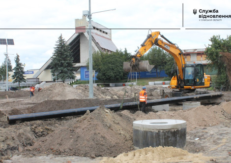 У Тростянці продовжується відбудова привокзальної площі