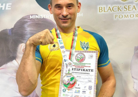Тростянецький спортсмен Володимир Касьяненко здобув дві срібні медалі на Чемпіонаті світу з армрестлінгу