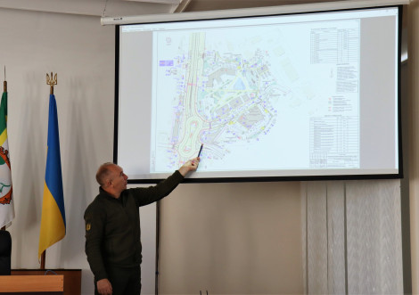 Продовжуються підготовчі роботи з відбудови Тростянецької привокзальної площі