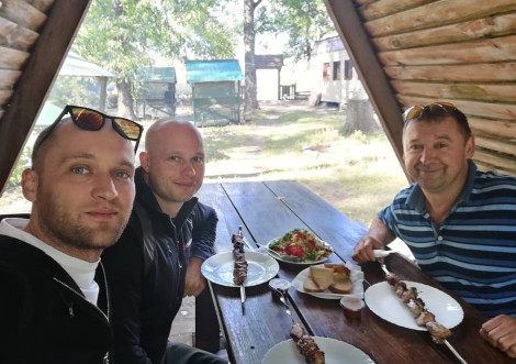 Казочник-полонений долучився до мера Охтирки з критикою звання міста-героя Тростянцю