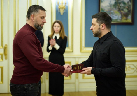 Президент Зеленський нагородив двох енергетиків Сумщини орденами "За мужність" III ступеня