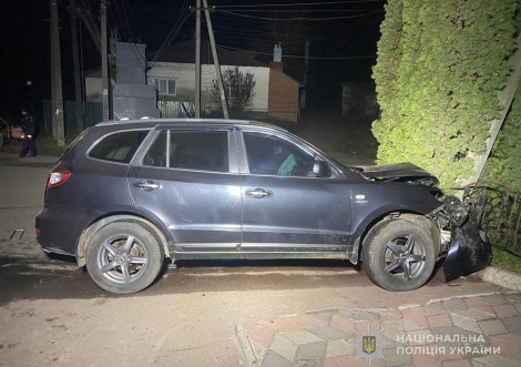 Троє постраждалих після зіткнення двох автомобілів у Тростянці