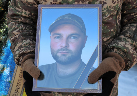 Село Дернове попрощалося з Героєм Денисом Давидовим