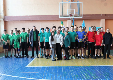 У ліцеї №1 відкрили змагання "Пліч-о-пліч всеукраїнські шкільні ліги" серед учнів громади