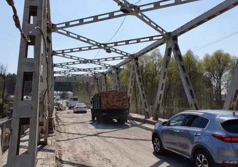 Рух на мосту в Климентове відновлено