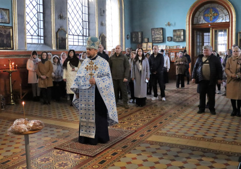 У Вознесенському храмі відслужили молебень з нагоди річниці визволення Тростянця