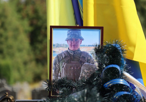 Тростянець провів в останню путь Героя Сергія Станкєвічуса
